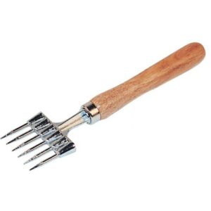 Ice Chipper W/ Wooden Handle / 6